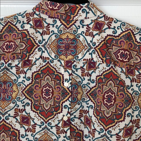 Chico’s size 1, shirt - Picture 3 of 4